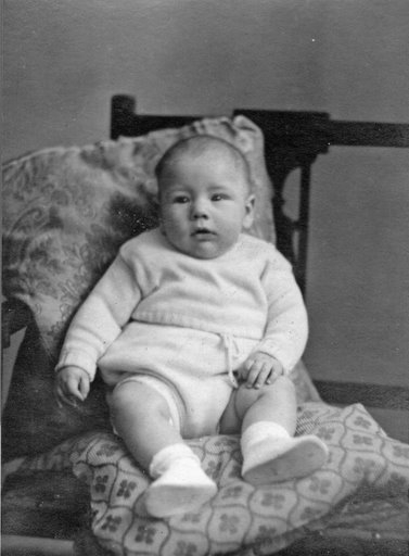 Micheal Frank Stringfellow 15 Mar 1945.jpg